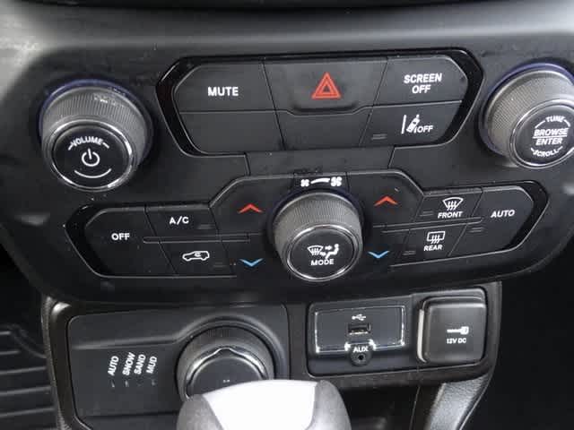 Thumbnail: 2023 Jeep Renegade - 18