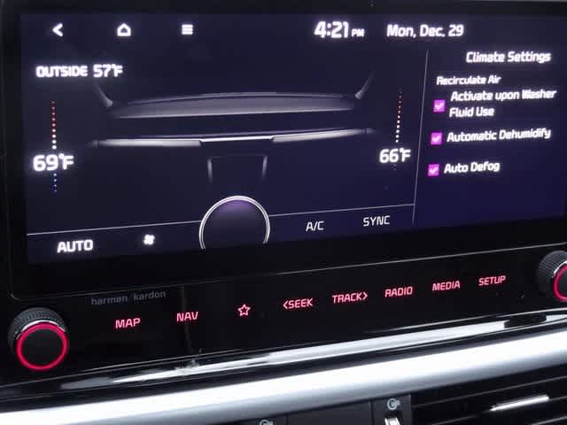 Thumbnail: 2024 Kia Forte - 25