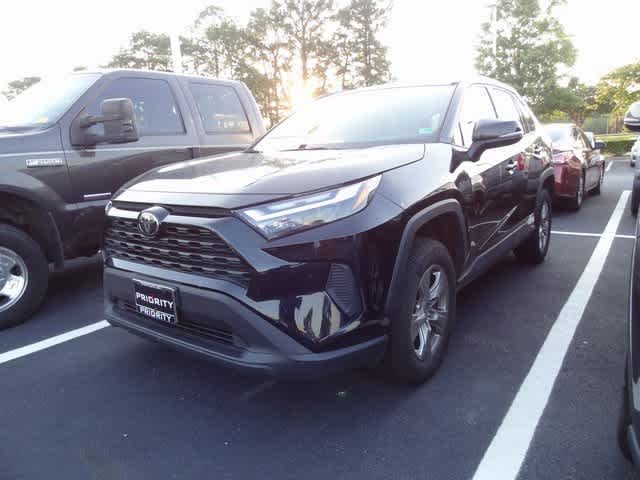 Thumbnail: 2022 Toyota RAV4 - 1