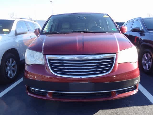 Thumbnail: 2013 Chrysler Town & Country - 2