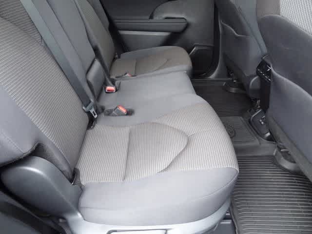 2024 Toyota Highlander LE 17