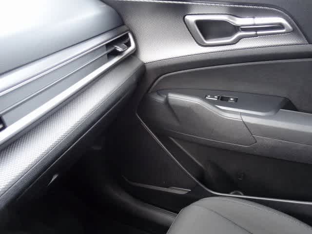 Thumbnail: 2024 Kia Sportage - 18