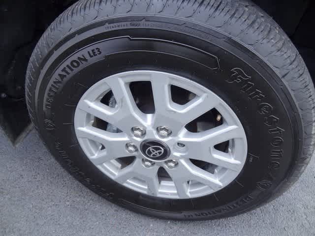 Thumbnail: 2024 Toyota Tacoma - 16