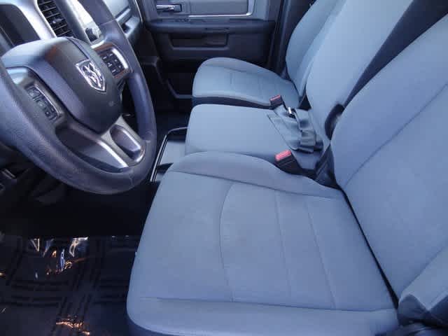 Thumbnail: 2022 RAM 1500 Classic - 6