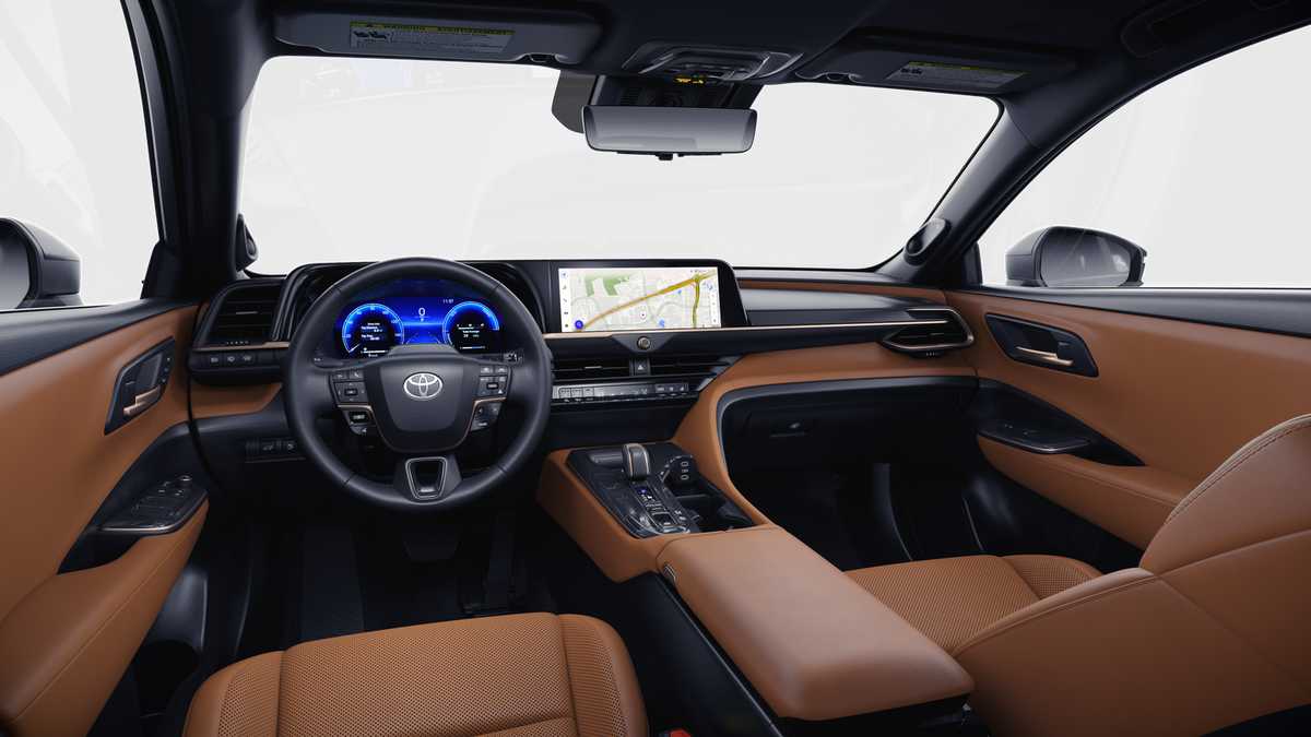 Thumbnail: 2025 Toyota Crown Signia - 19