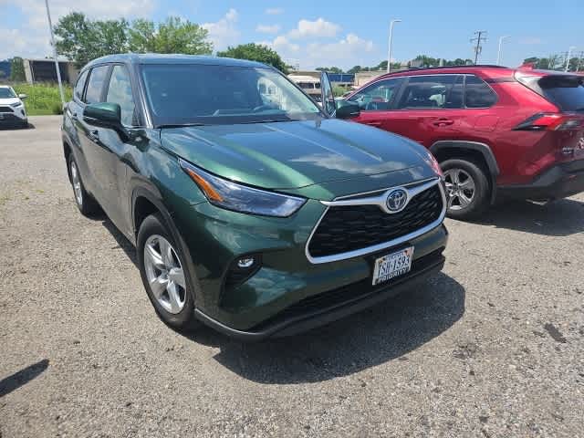 Thumbnail: 2024 Toyota Highlander - 4