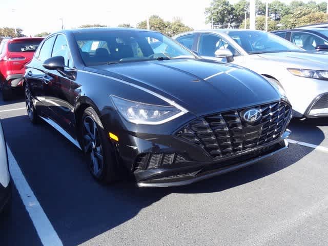 Thumbnail: 2023 Hyundai Sonata - 3