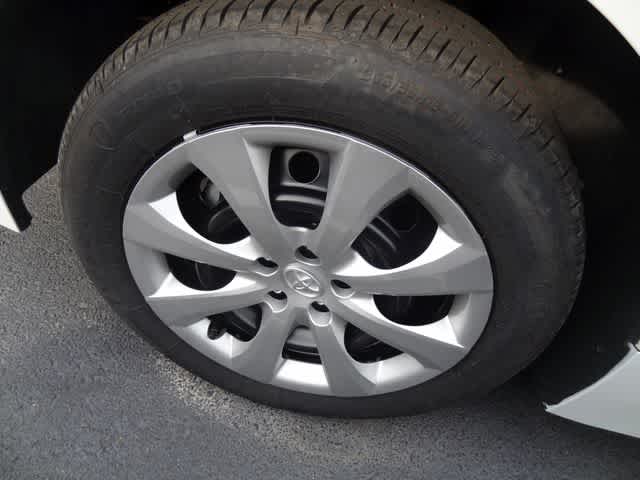 Thumbnail: 2025 Toyota Corolla - 14