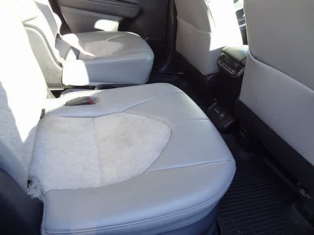 Thumbnail: 2023 Toyota Highlander - 23