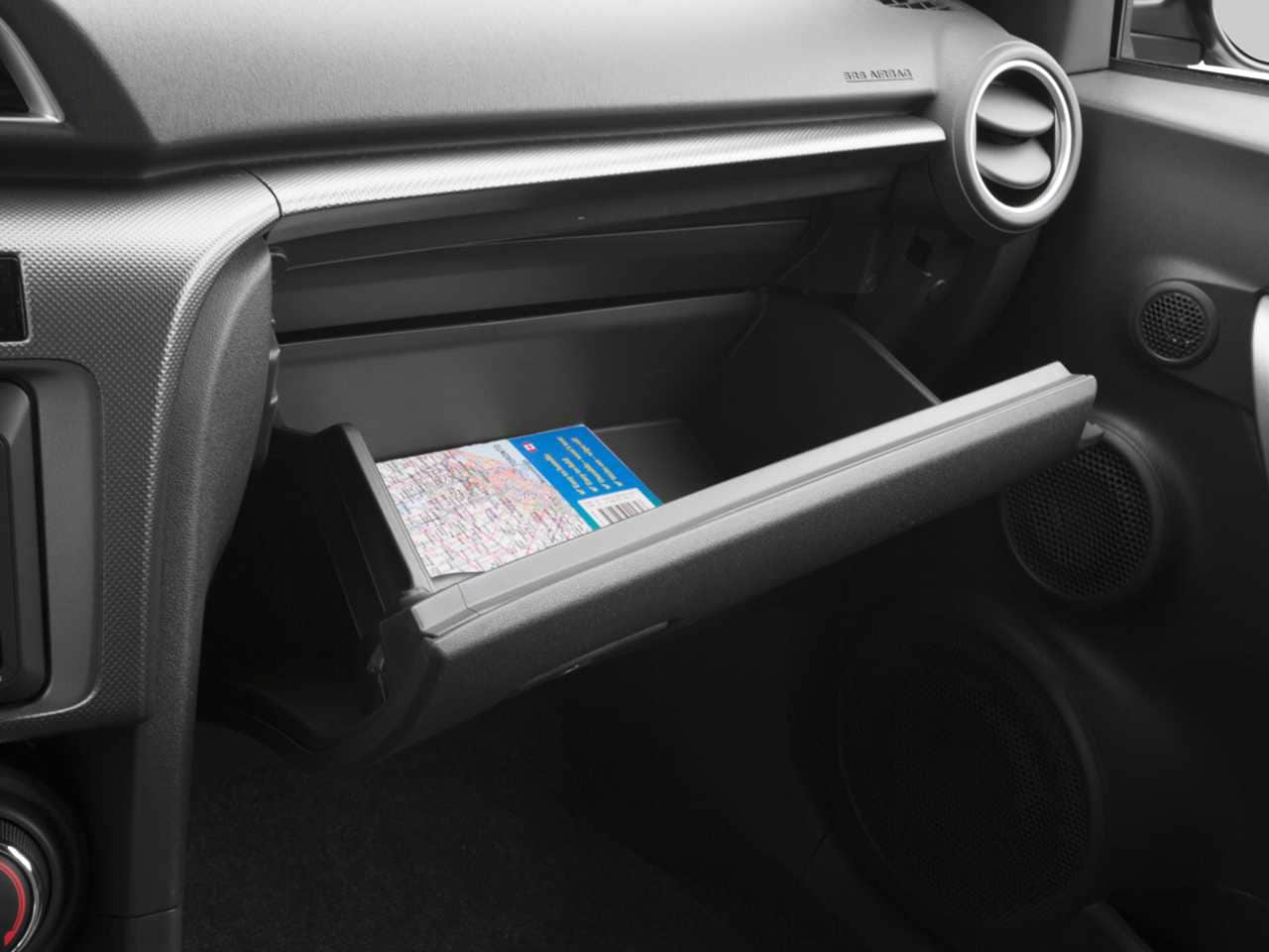 Thumbnail: 2016 Scion tC - 12