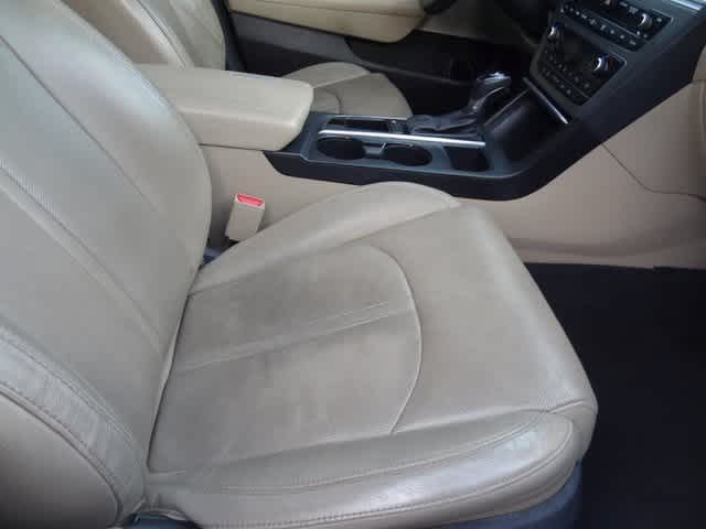 Thumbnail: 2017 Hyundai Sonata - 22