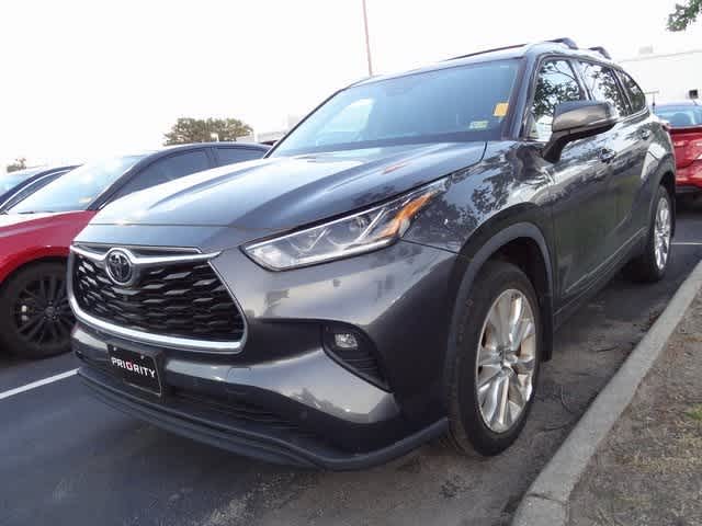 Thumbnail: 2021 Toyota Highlander - 1
