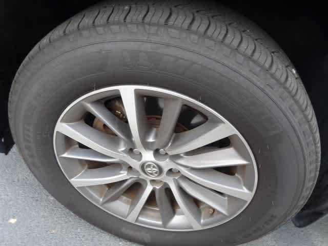 Thumbnail: 2019 Toyota Highlander - 13