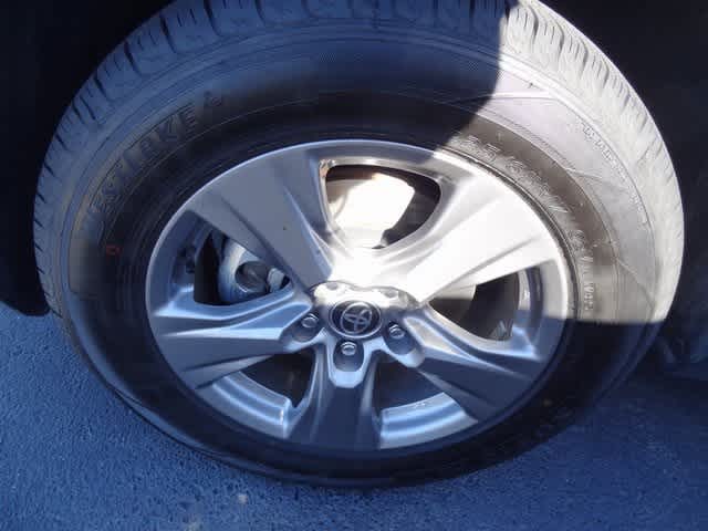 Thumbnail: 2024 Toyota RAV4 - 14