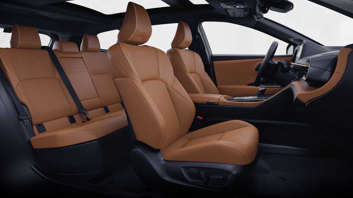 Thumbnail: 2025 Toyota Crown Signia - 20
