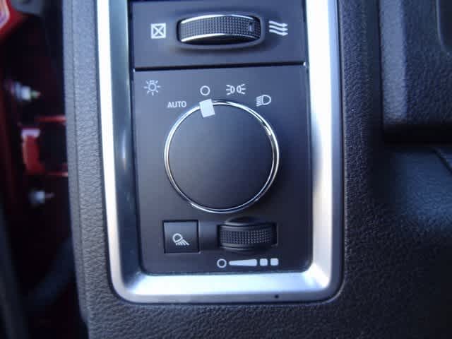 Thumbnail: 2022 RAM 1500 Classic - 15