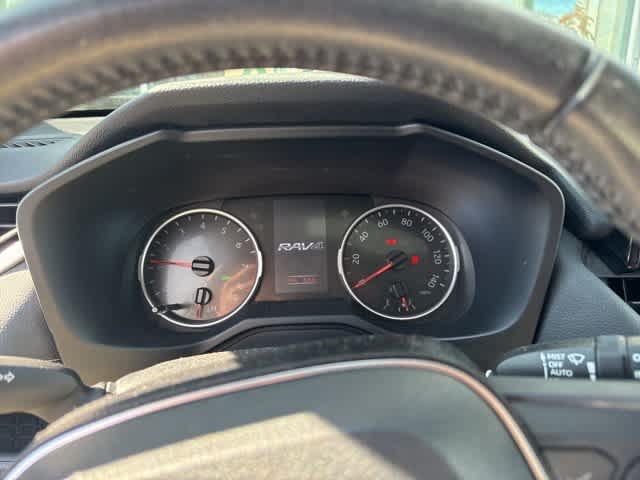 Thumbnail: 2020 Toyota RAV4 - 8