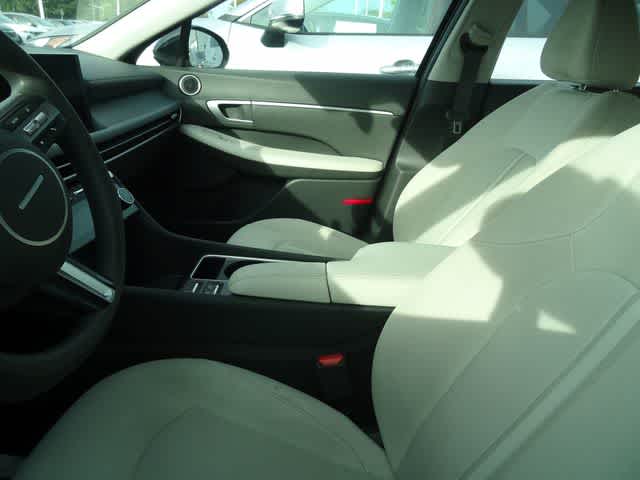 Thumbnail: 2025 Hyundai Sonata - 8
