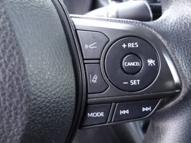 Thumbnail: 2021 Toyota Corolla - 17