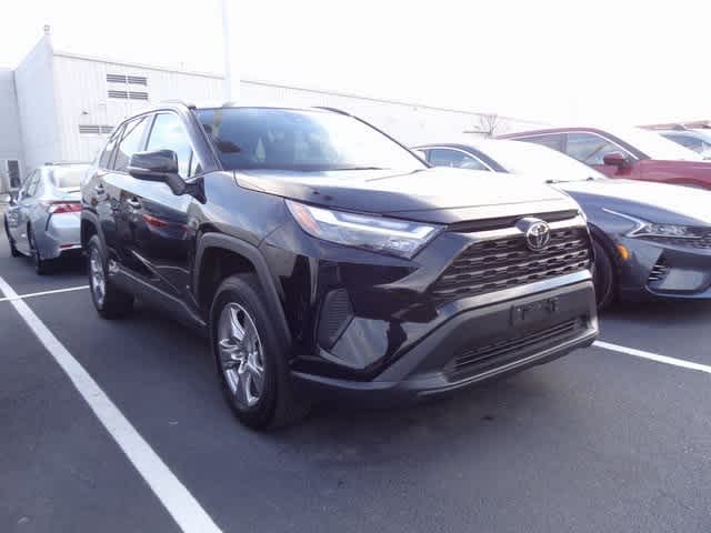 Thumbnail: 2025 Toyota RAV4 - 3