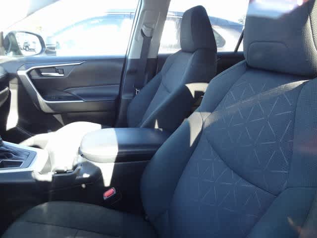 Thumbnail: 2024 Toyota RAV4 - 9