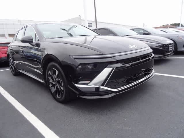 Thumbnail: 2024 Hyundai Sonata - 3