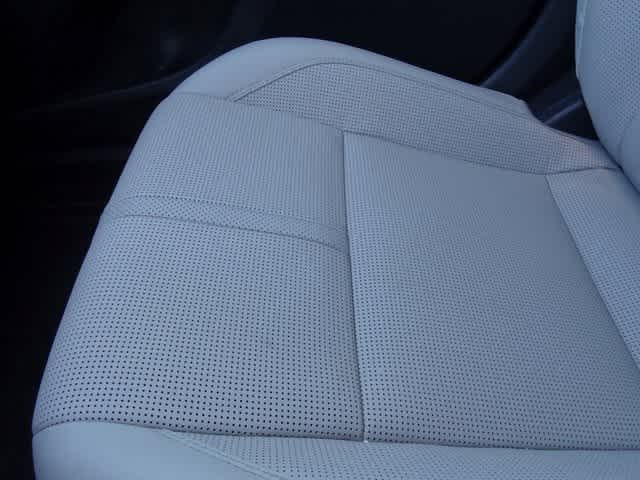 Thumbnail: 2025 Toyota Camry - 16