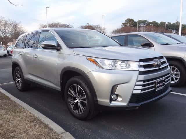 Thumbnail: 2019 Toyota Highlander - 3