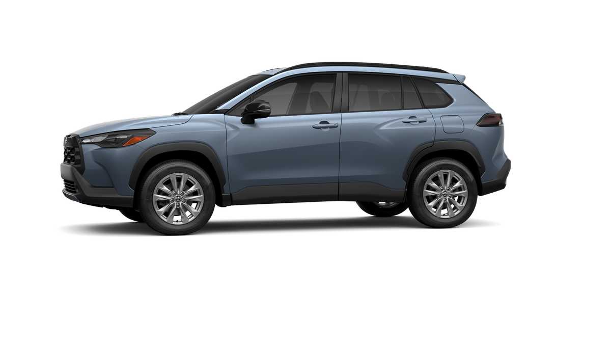 Thumbnail: 2026 Toyota Corolla Cross - 3