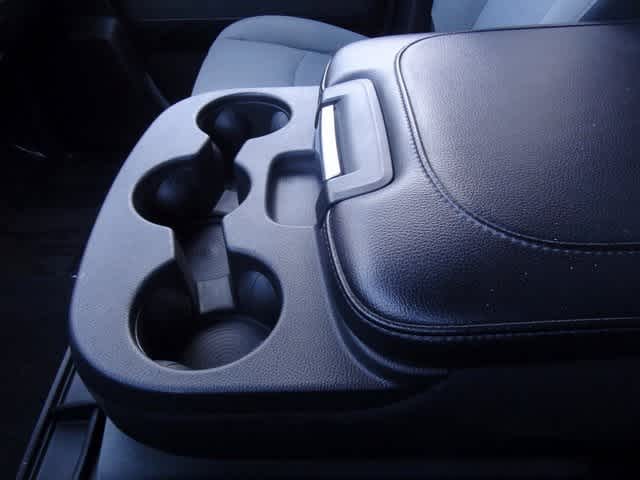 Thumbnail: 2022 RAM 1500 Classic - 28