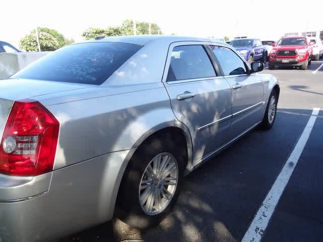 Thumbnail: 2009 Chrysler 300 - 4