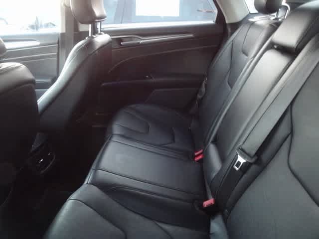 Thumbnail: 2015 Ford Fusion - 8