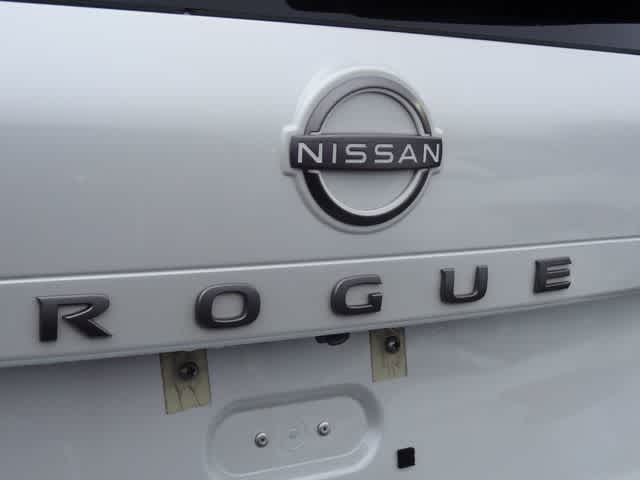 Thumbnail: 2025 Nissan Rogue - 25