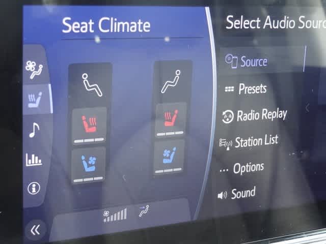 Thumbnail: 2022 Toyota Highlander - 37