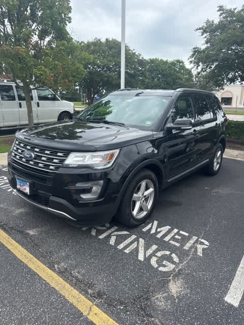 Thumbnail: 2017 Ford Explorer - 1