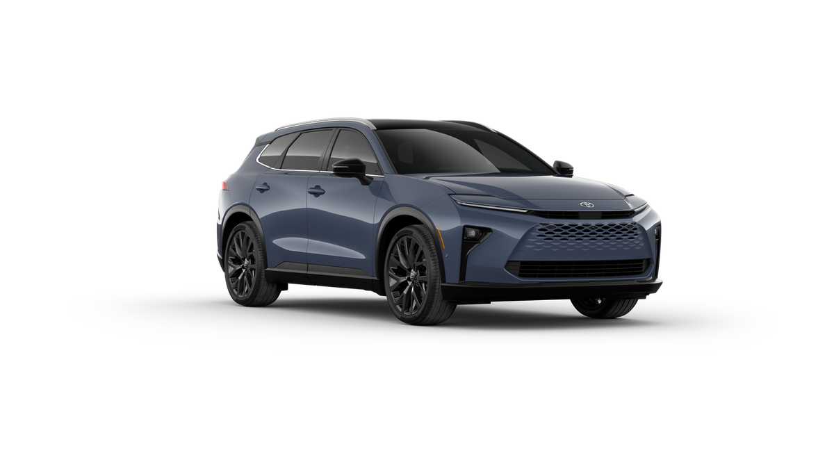 Thumbnail: 2025 Toyota Crown Signia - 15