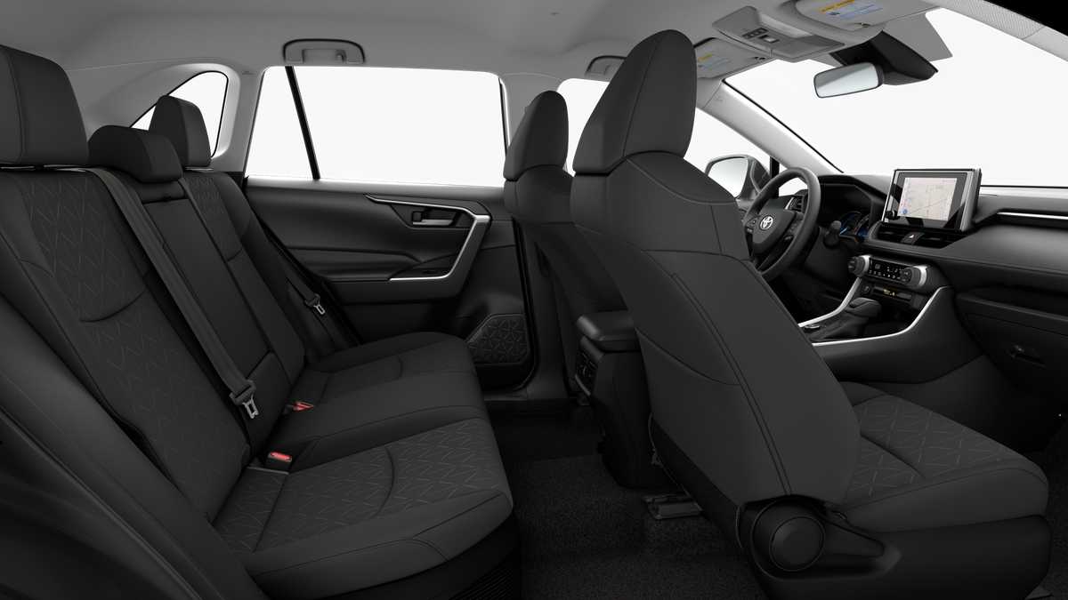 2025 Toyota RAV4 XLE 21