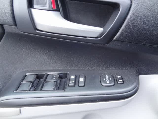 Thumbnail: 2014 Toyota Camry - 8