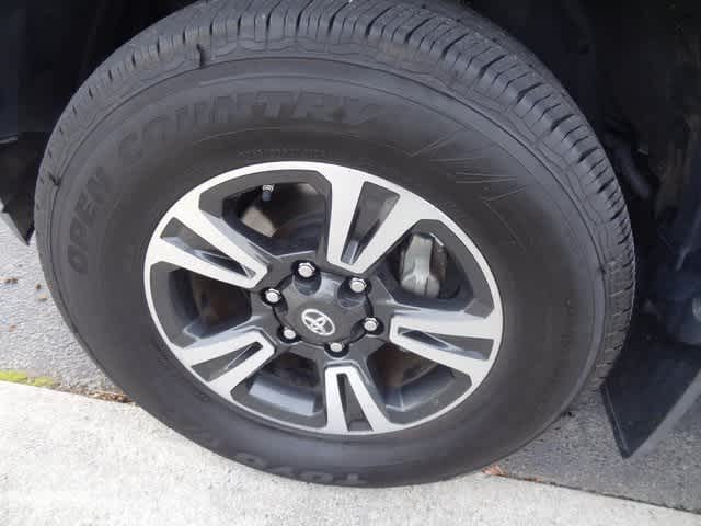 Thumbnail: 2016 Toyota Tacoma - 14