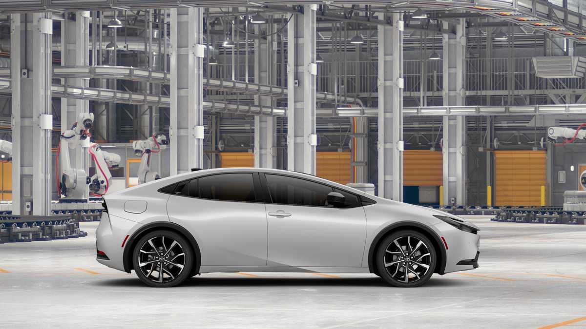 Thumbnail: 2026 Toyota Prius - 12