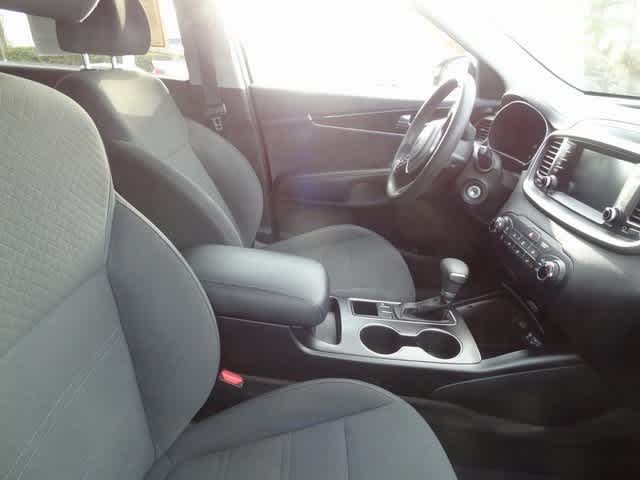 Thumbnail: 2020 Kia Sorento - 10