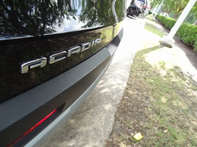 Thumbnail: 2023 GMC Acadia - 19