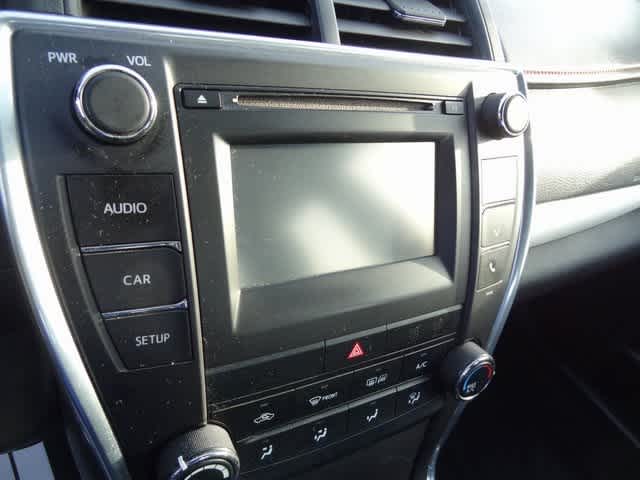 Thumbnail: 2015 Toyota Camry - 12