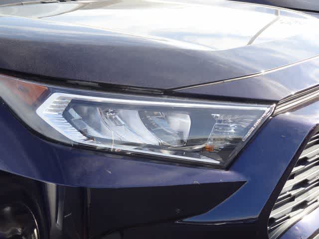 Thumbnail: 2021 Toyota RAV4 - 16