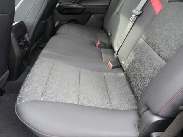 Thumbnail: 2024 Chevrolet Colorado - 7