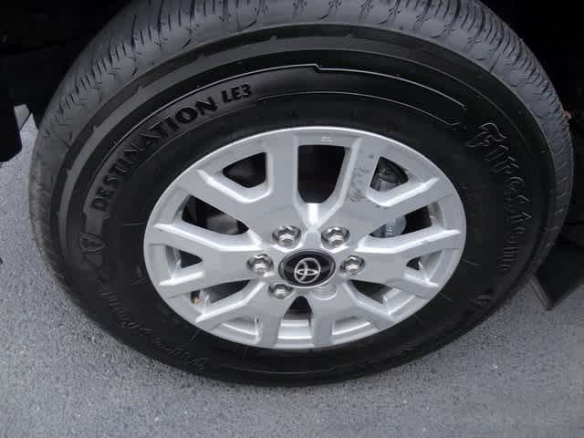 Thumbnail: 2024 Toyota Tacoma - 15