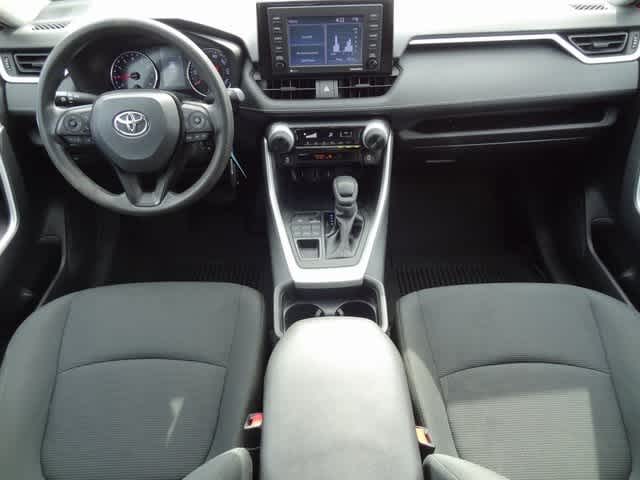 Thumbnail: 2021 Toyota RAV4 - 10