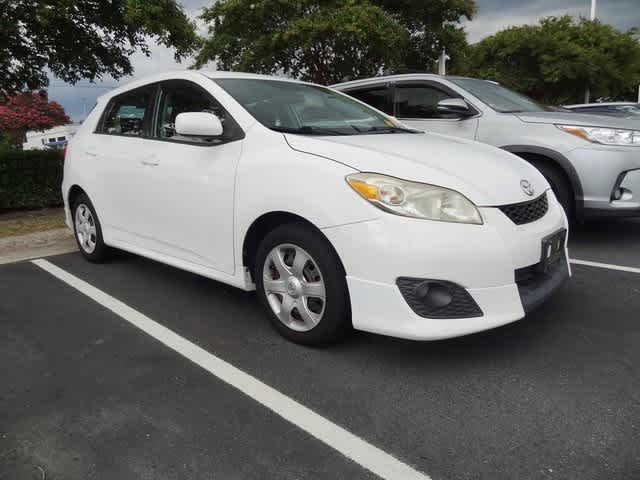 Thumbnail: 2010 Toyota Matrix - 3