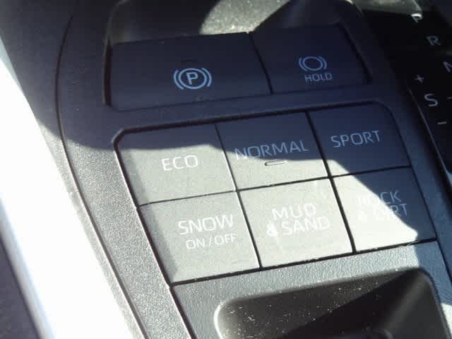 Thumbnail: 2025 Toyota RAV4 - 17