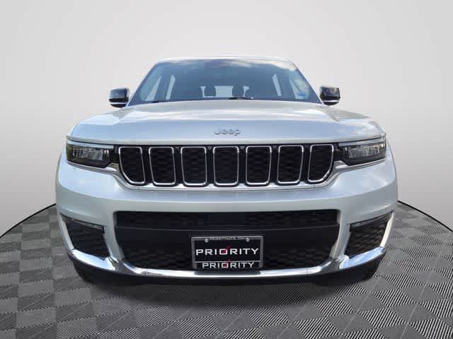 Thumbnail: 2023 Jeep Grand Cherokee L - 4